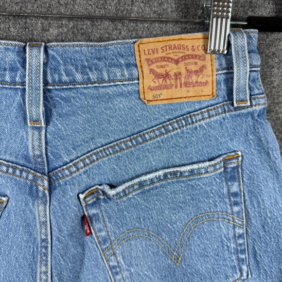 Levis 501 Cut Off Denim Shorts Blue Mid Wash Womens Size 27 #1366 - Picture 5 of 9